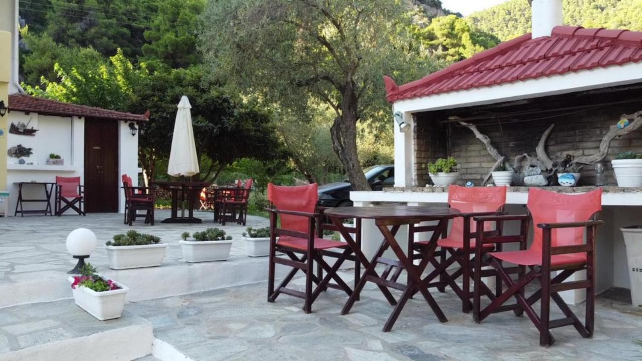 סקופלוס טאון Limnonari Beach Rooms מראה חיצוני תמונה
