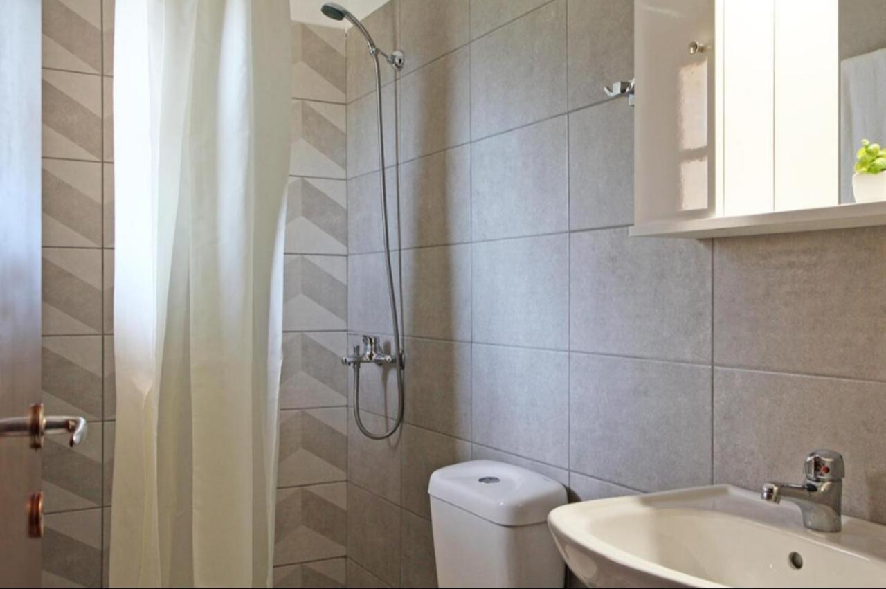 סקופלוס טאון Limnonari Beach Rooms מראה חיצוני תמונה