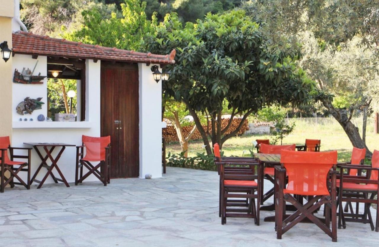 סקופלוס טאון Limnonari Beach Rooms מראה חיצוני תמונה